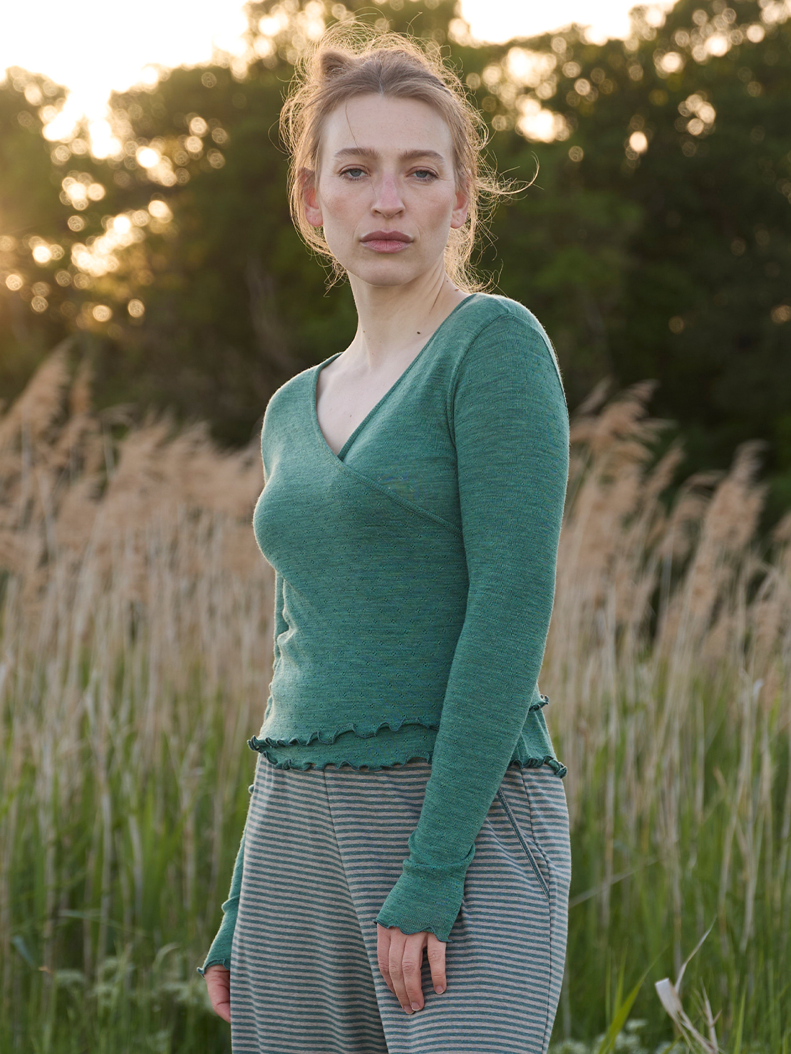 Iris shirt eyelet